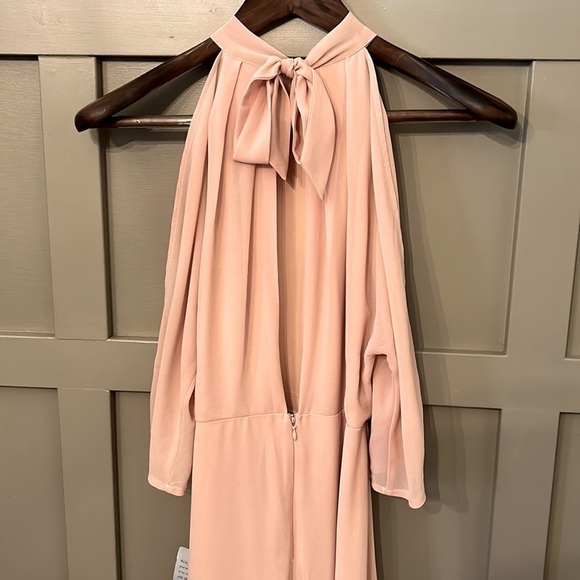 LULU'S Loving Moment Blush Cold-Shoulder Cutout Halter Maxi Dress SIze Small NWT - Picture 12 of 16